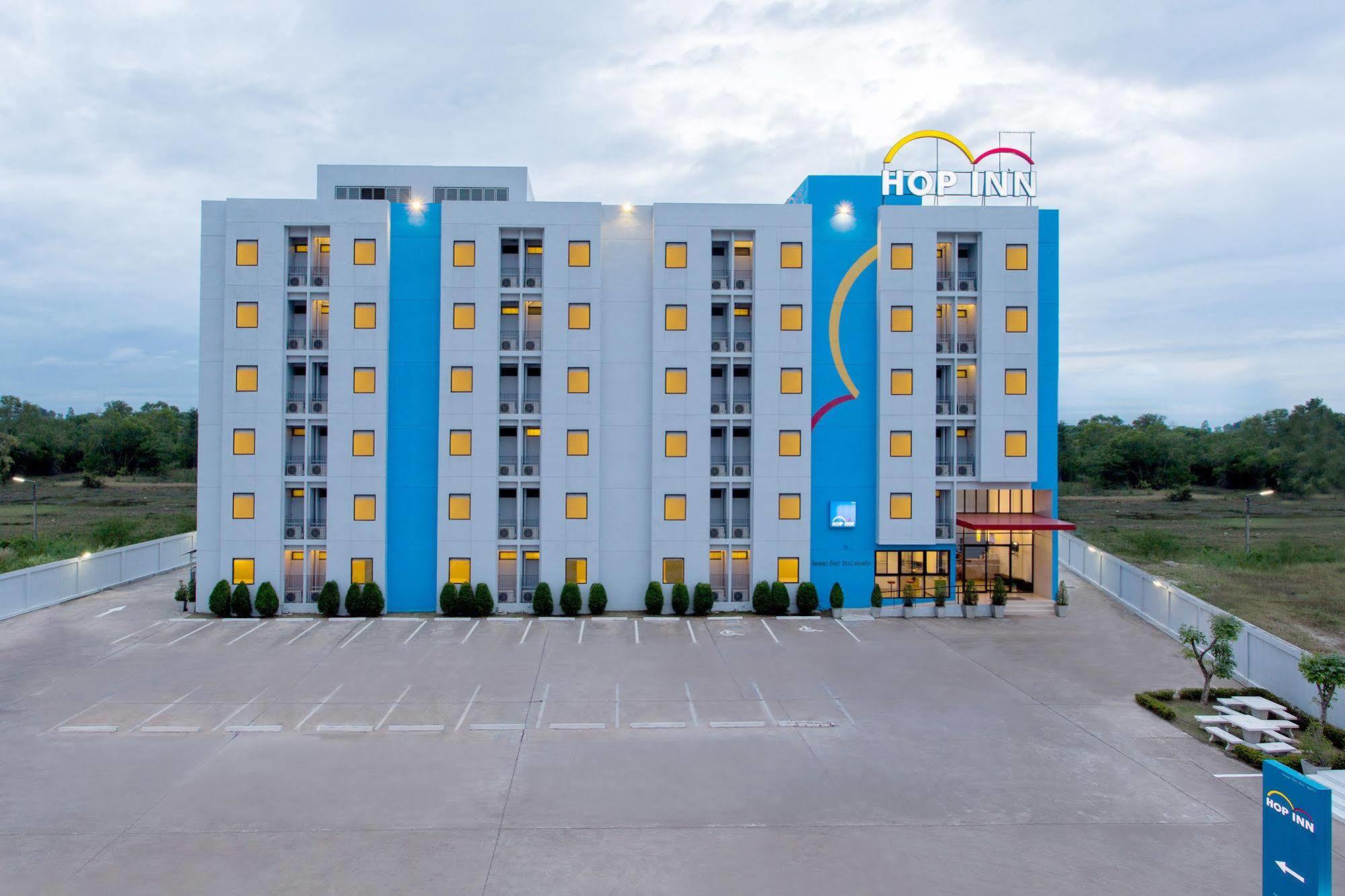 Hop Inn Лампанг Екстер'єр фото